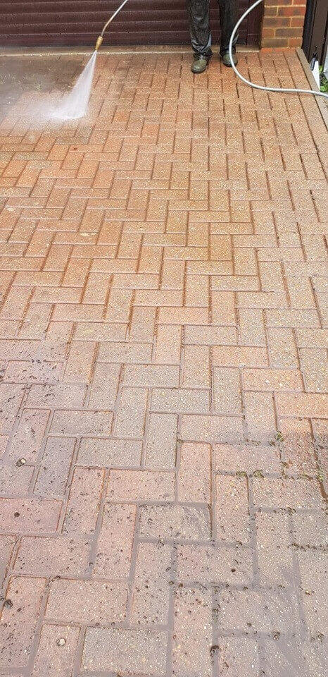 Pressure washing Driveway Leicester